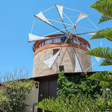 Case de vacanță Windmill Renovated 2025 Ialysos (Rhodes)